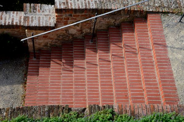 Brick Steps Repair in Yorktown